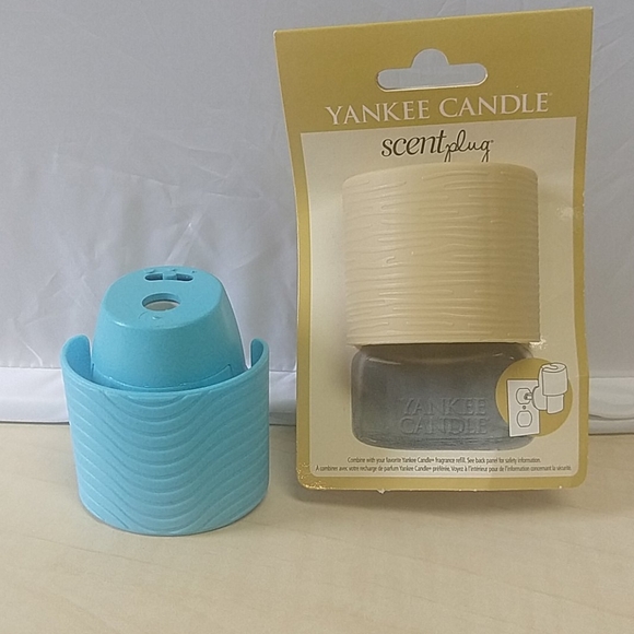 Yankee Candle 2 Solid Scent Plug Base Diffuser - Picture 1 of 7